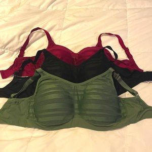 Le Mystere Sport Bras (3 pack) size 34DDD